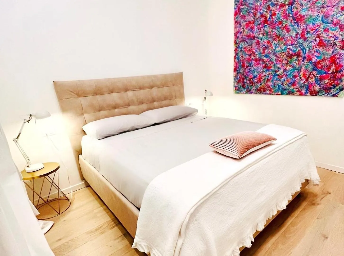 Apartment Suite - Charlize - In The Heart Of Milan